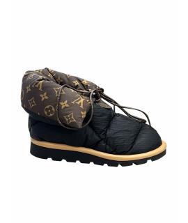 LOUIS VUITTON Сапоги