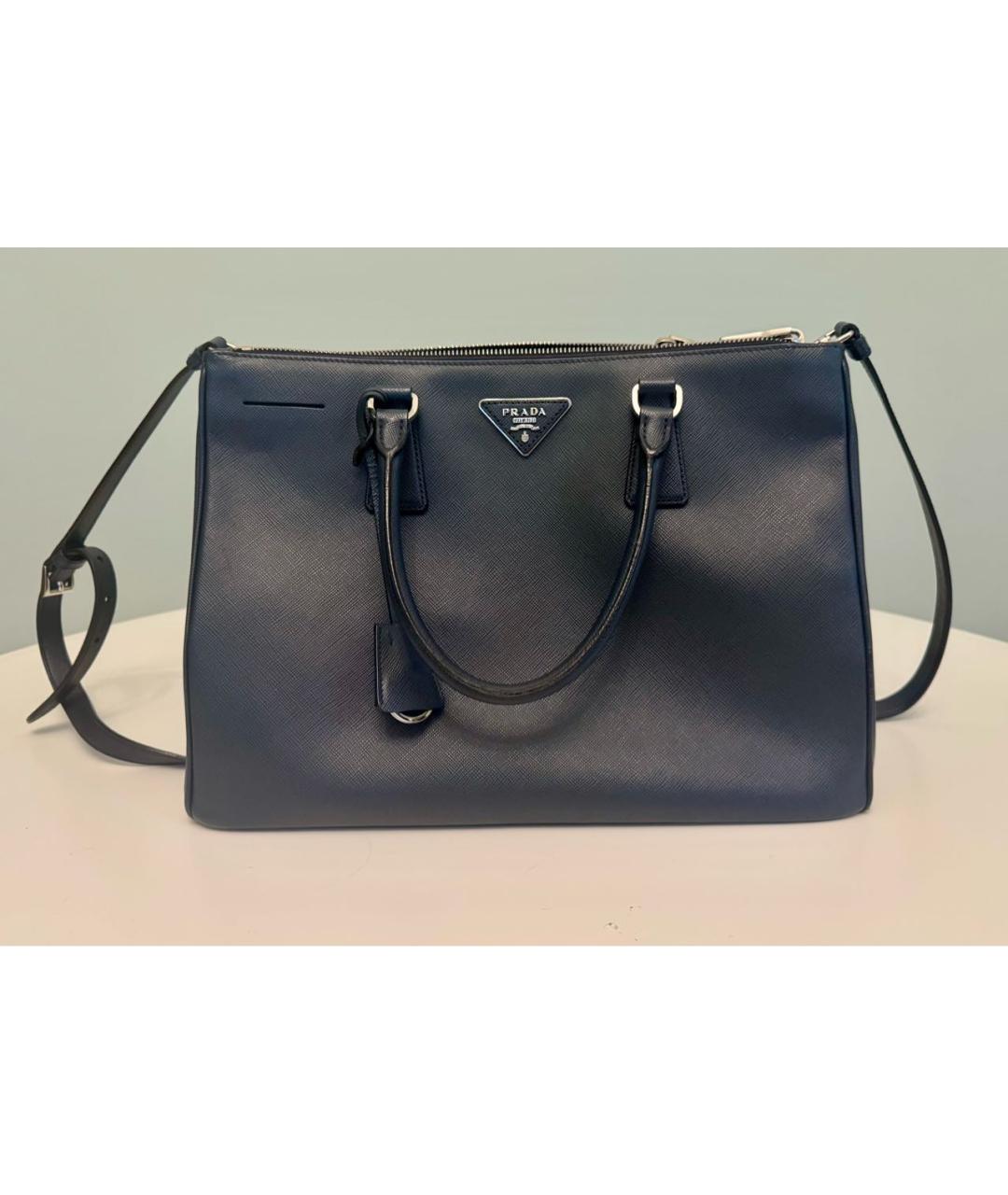 PRADA Темно-синяя кожаная сумка с короткими ручками, фото 9