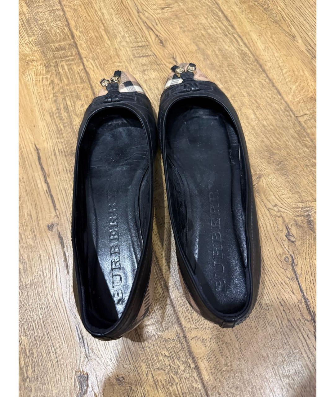 BURBERRY Черные кожаные балетки, фото 3