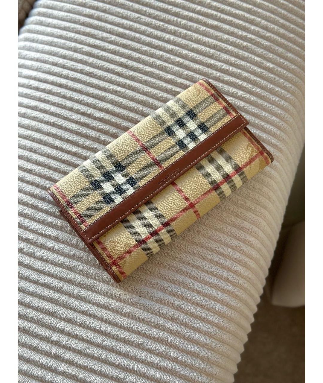 BURBERRY Бежевый кошелек, фото 2