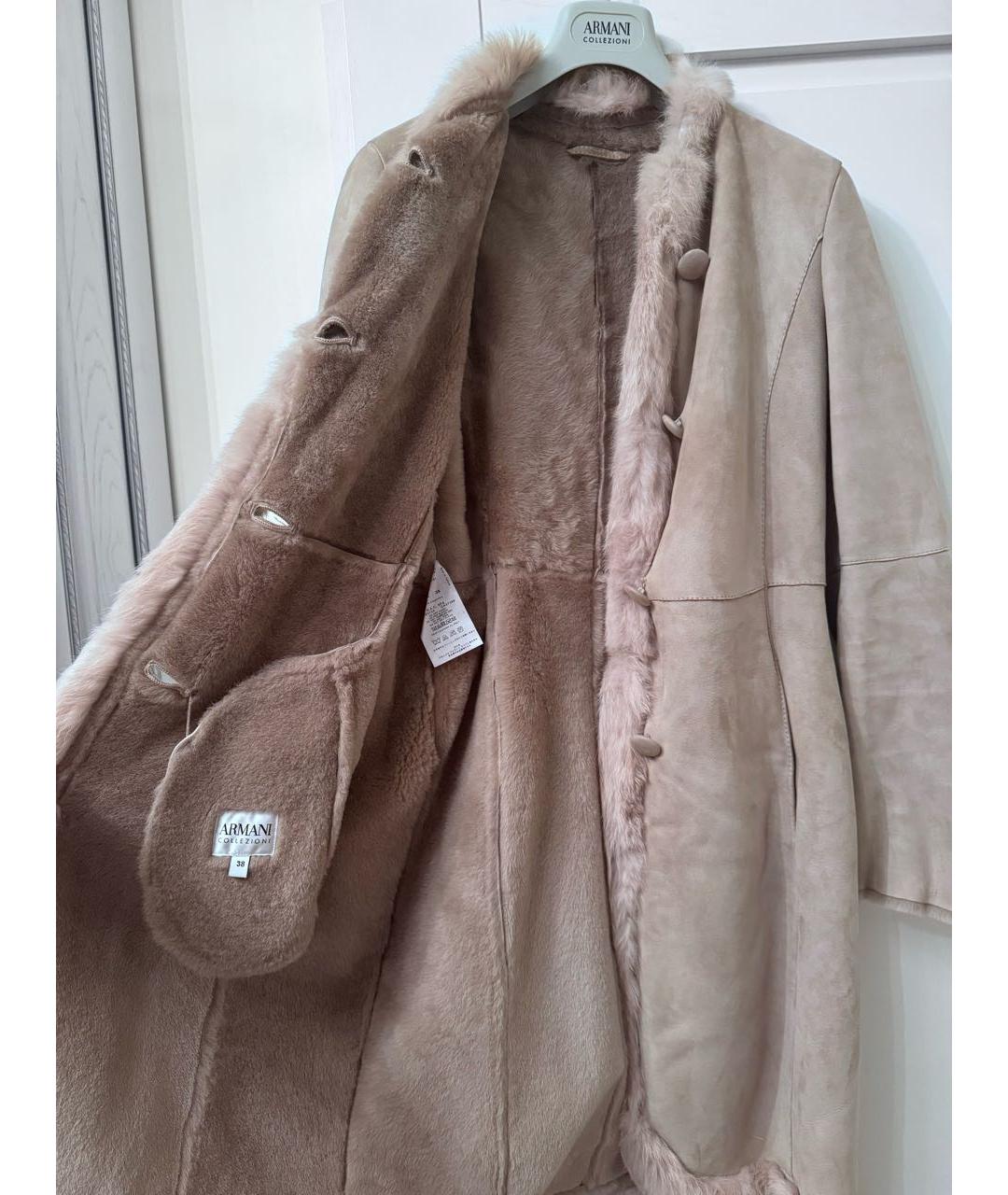 ARMANI COLLEZIONI Бежевая замшевая дубленка, фото 5
