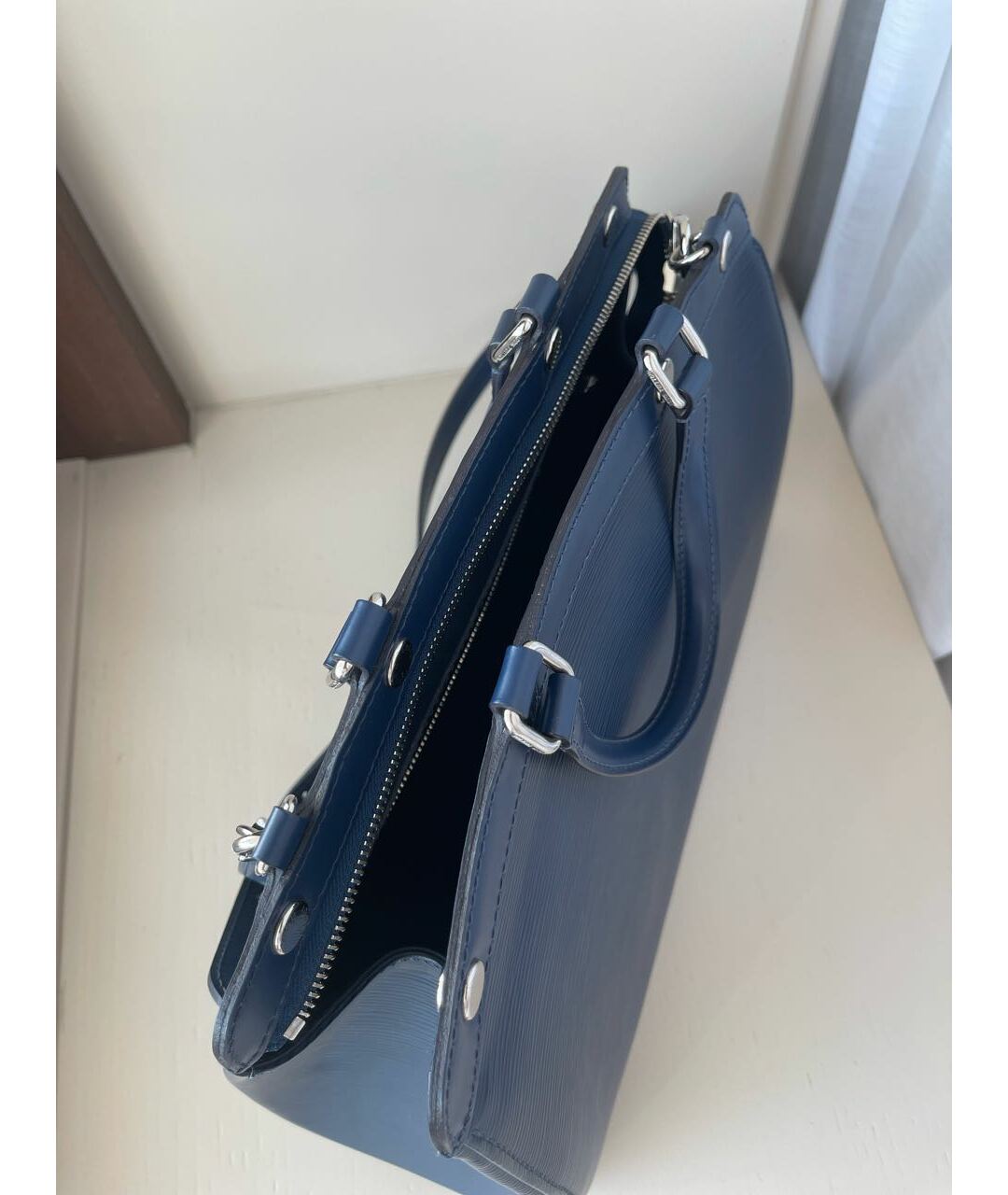 LOUIS VUITTON Синяя кожаная сумка тоут, фото 4