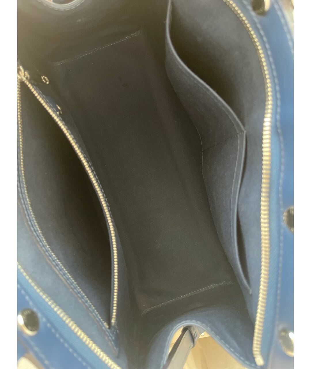 LOUIS VUITTON Синяя кожаная сумка тоут, фото 5