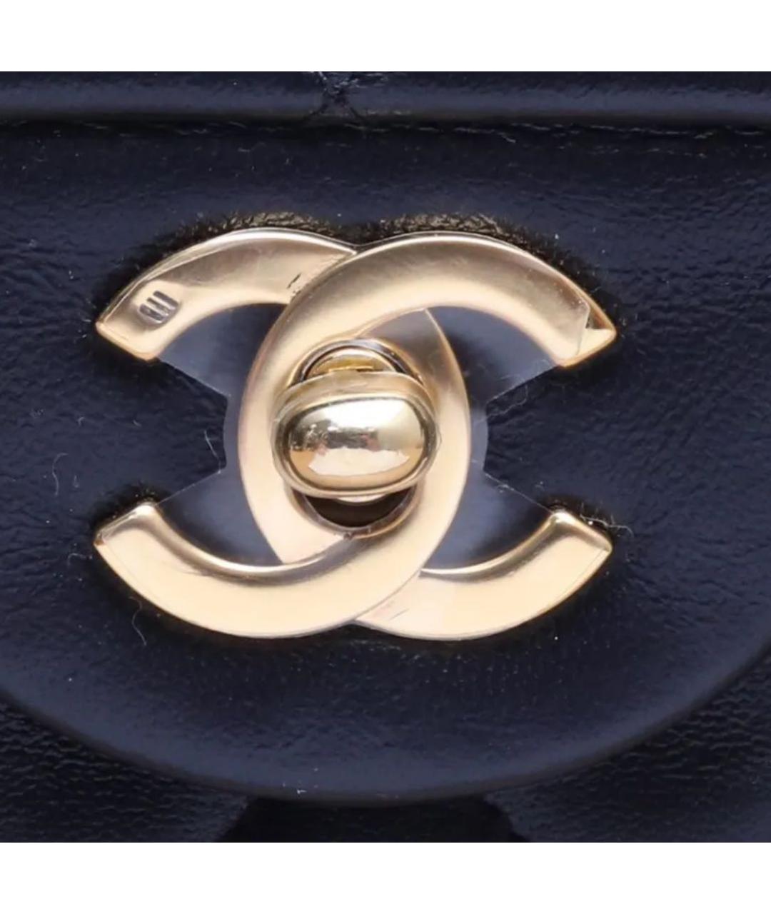 CHANEL Черная кожаная сумка через плечо, фото 5
