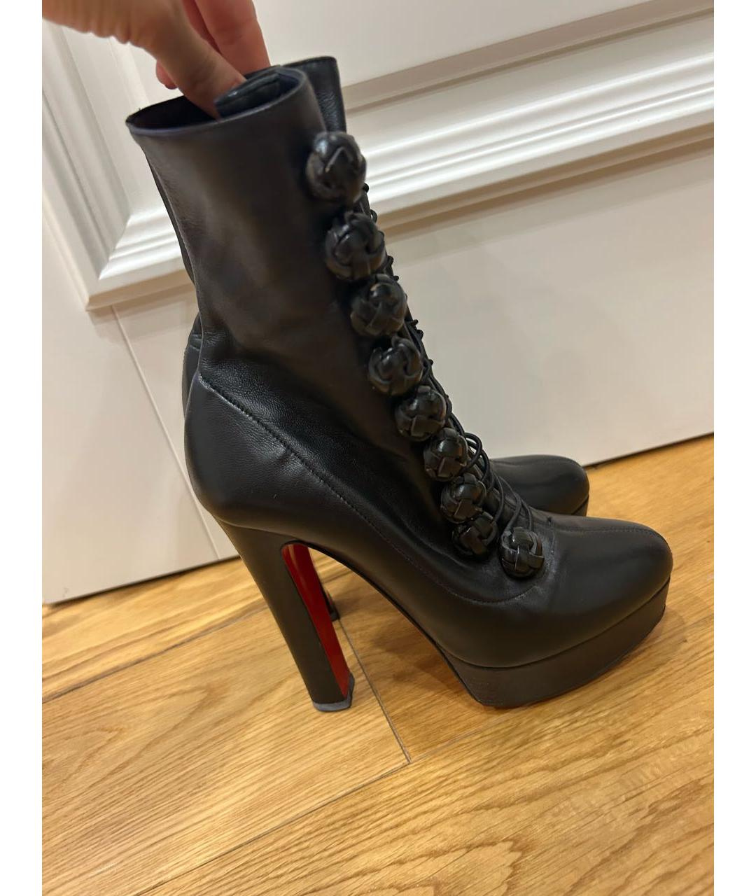 CHRISTIAN LOUBOUTIN Черные кожаные ботильоны, фото 5