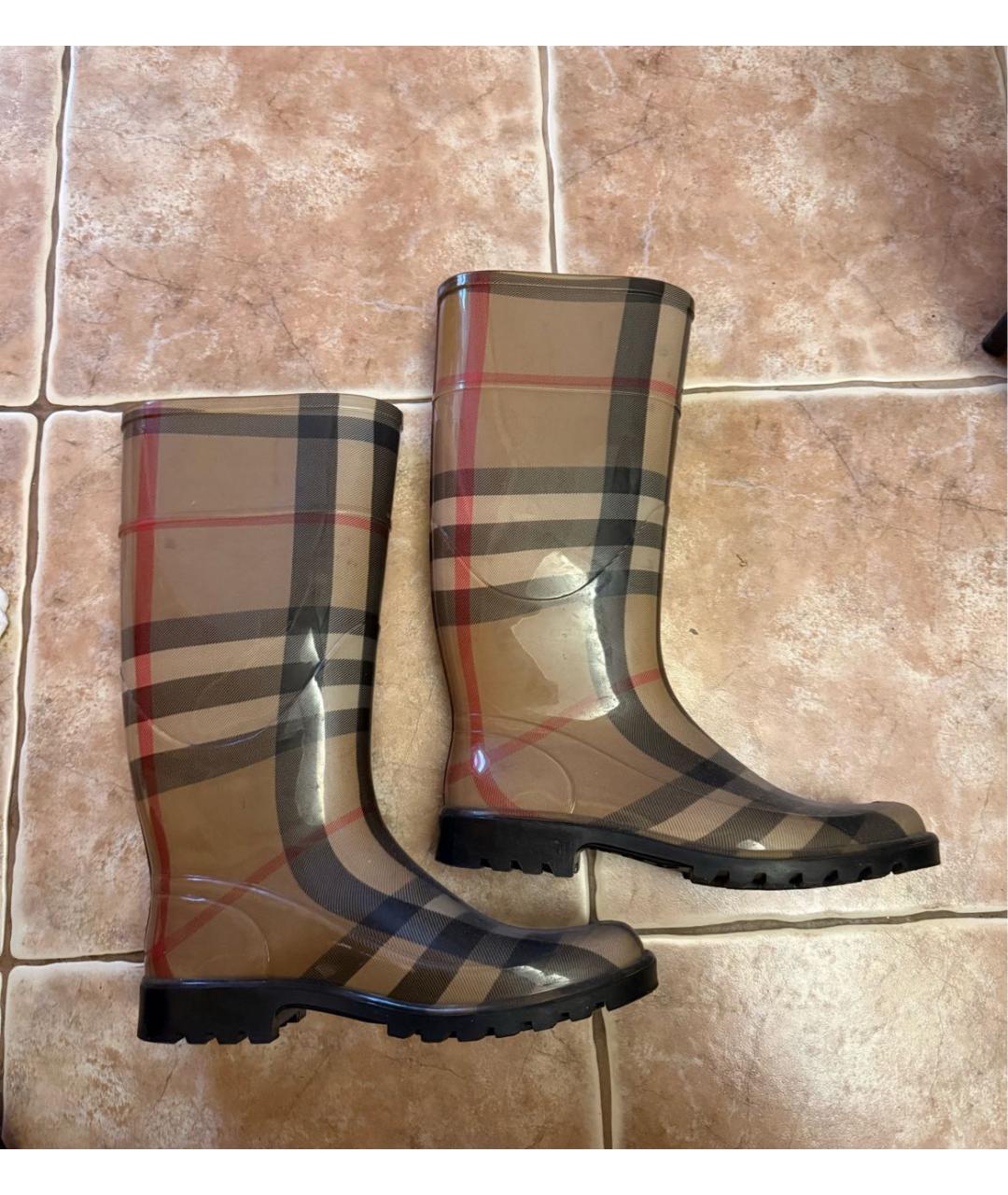 BURBERRY Бежевые резиновые сапоги, фото 2