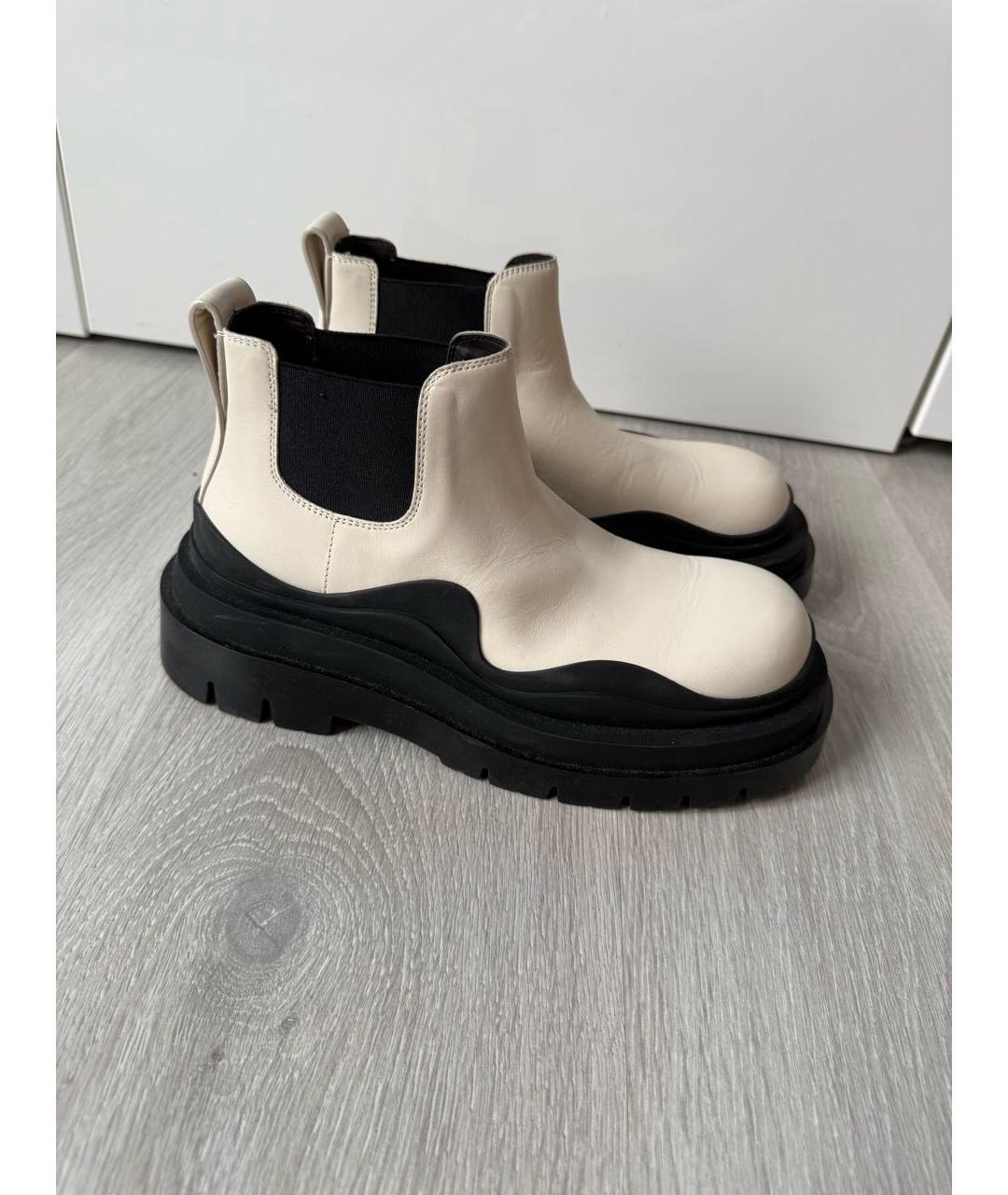 BOTTEGA VENETA Бежевые кожаные полусапоги, фото 4