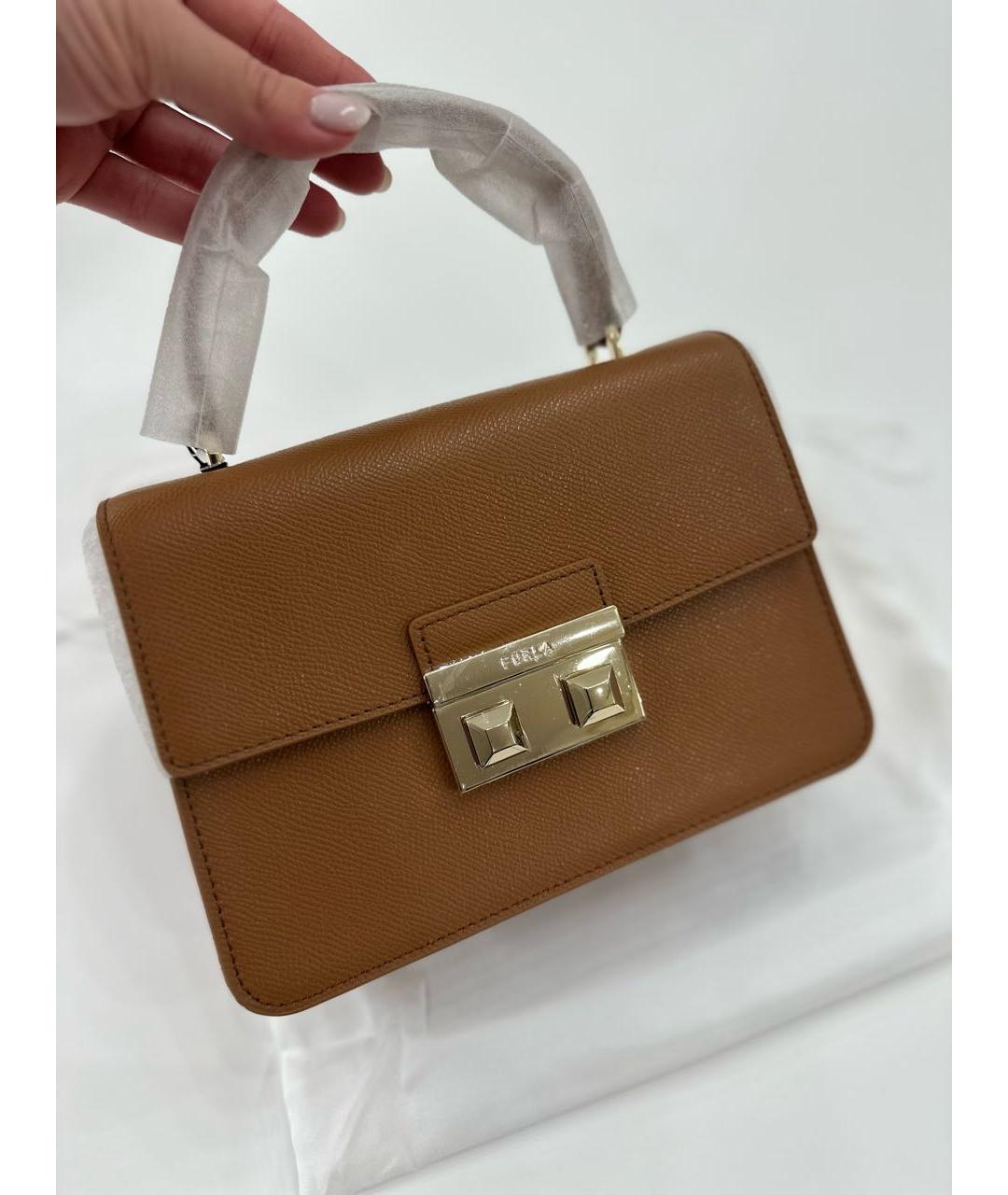 FURLA Коричневая кожаная сумка с короткими ручками, фото 2