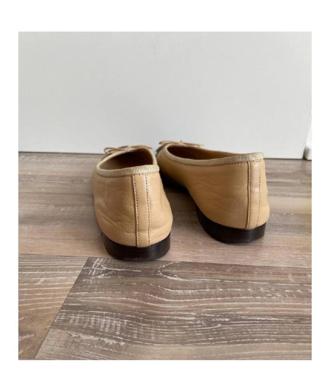 CHANEL Бежевые кожаные балетки, фото 4