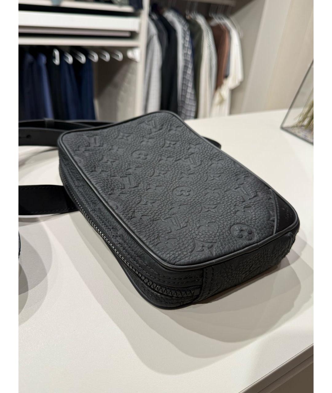 LOUIS VUITTON Черная кожаная поясная сумка, фото 3