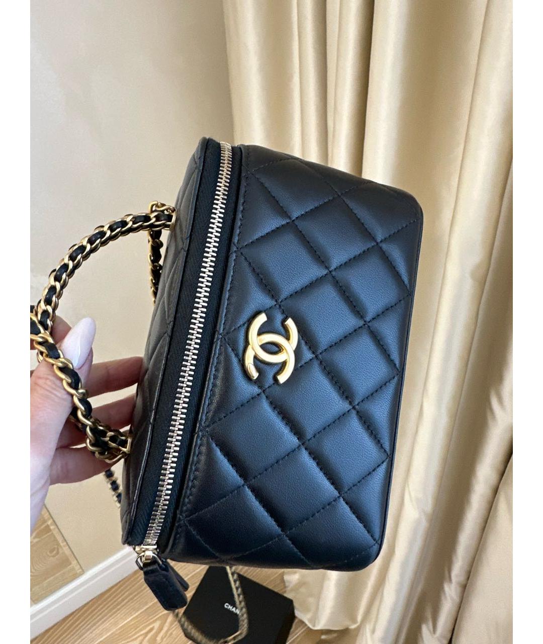 CHANEL Черная кожаная сумка с короткими ручками, фото 4