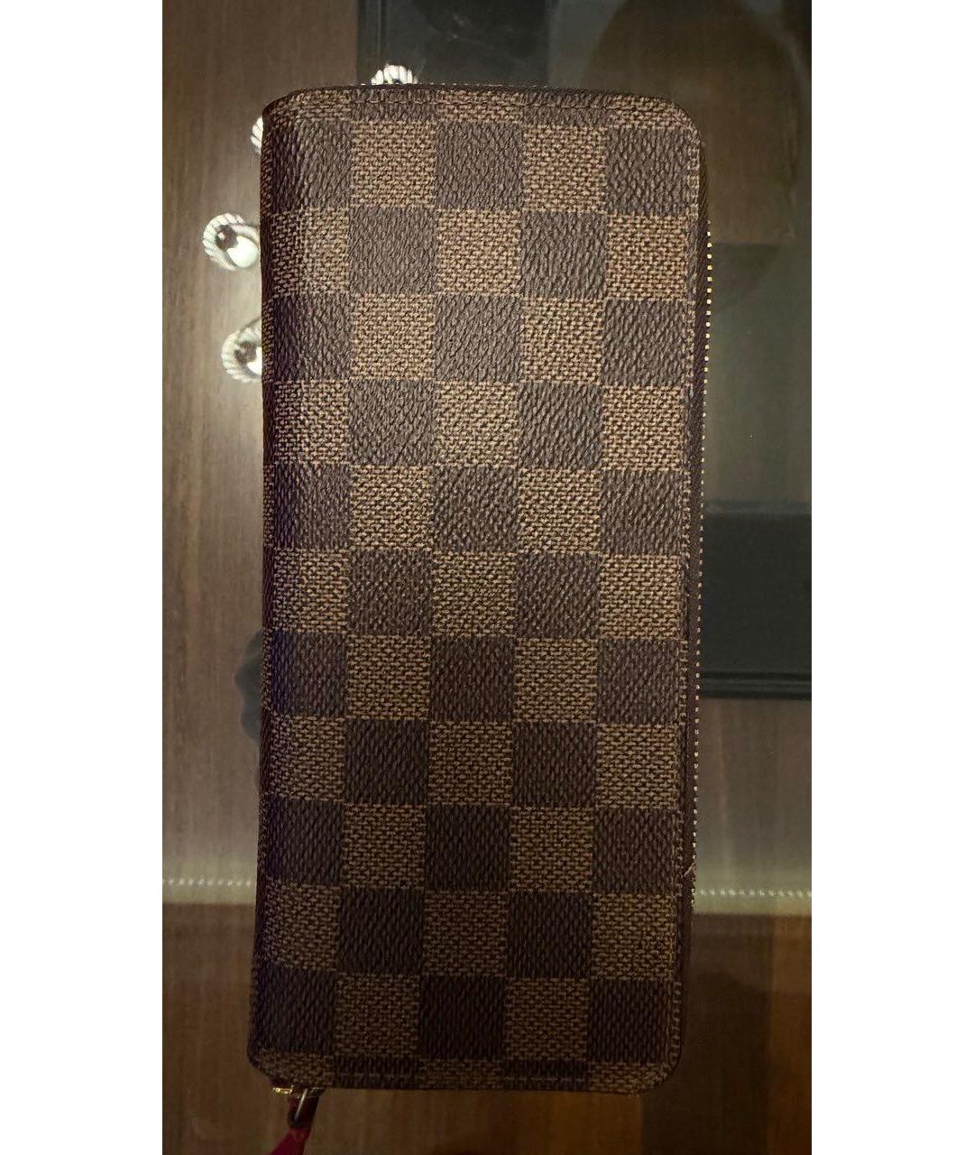 LOUIS VUITTON Коричневый кожаный кошелек, фото 2