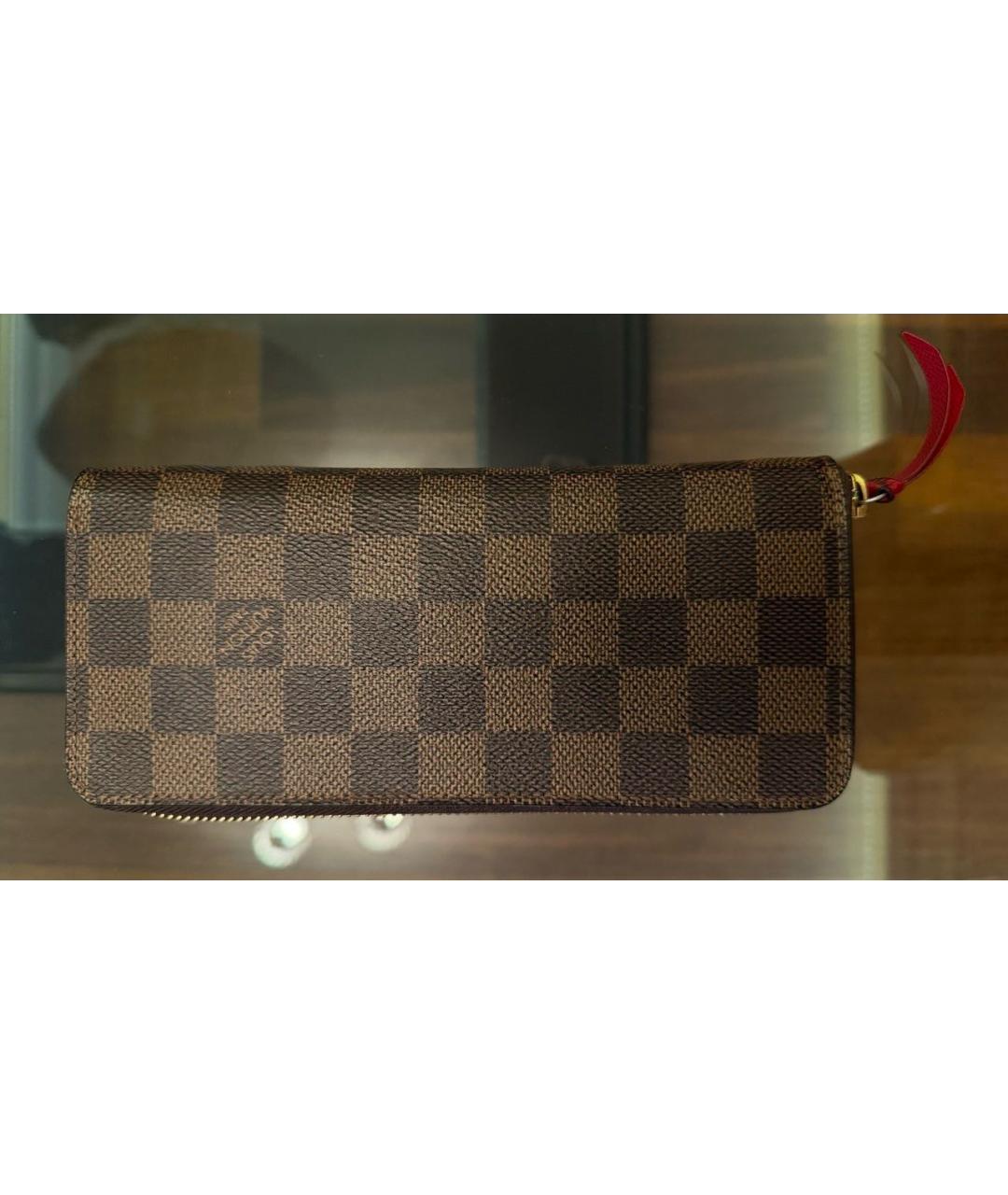 LOUIS VUITTON Коричневый кожаный кошелек, фото 6