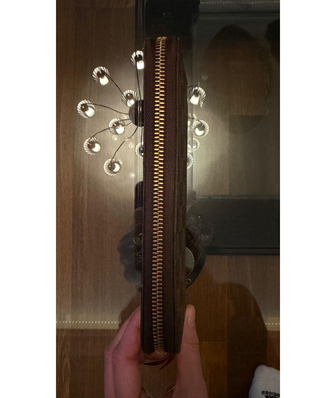 LOUIS VUITTON Коричневый кожаный кошелек, фото 3