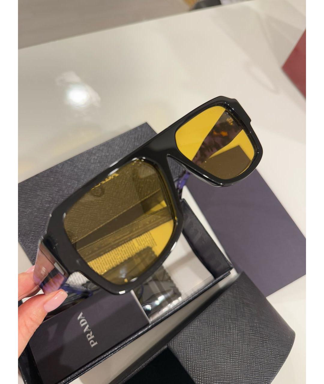 PRADA Желтые пластиковые солнцезащитные очки, фото 2