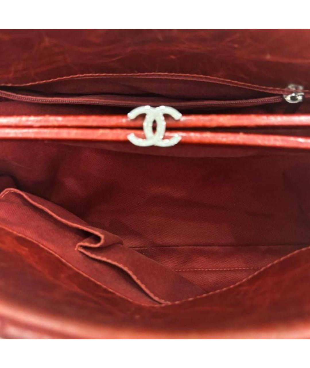 CHANEL Красная сумка через плечо из лакированной кожи, фото 5