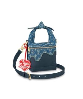 LOUIS VUITTON Сумка через плечо