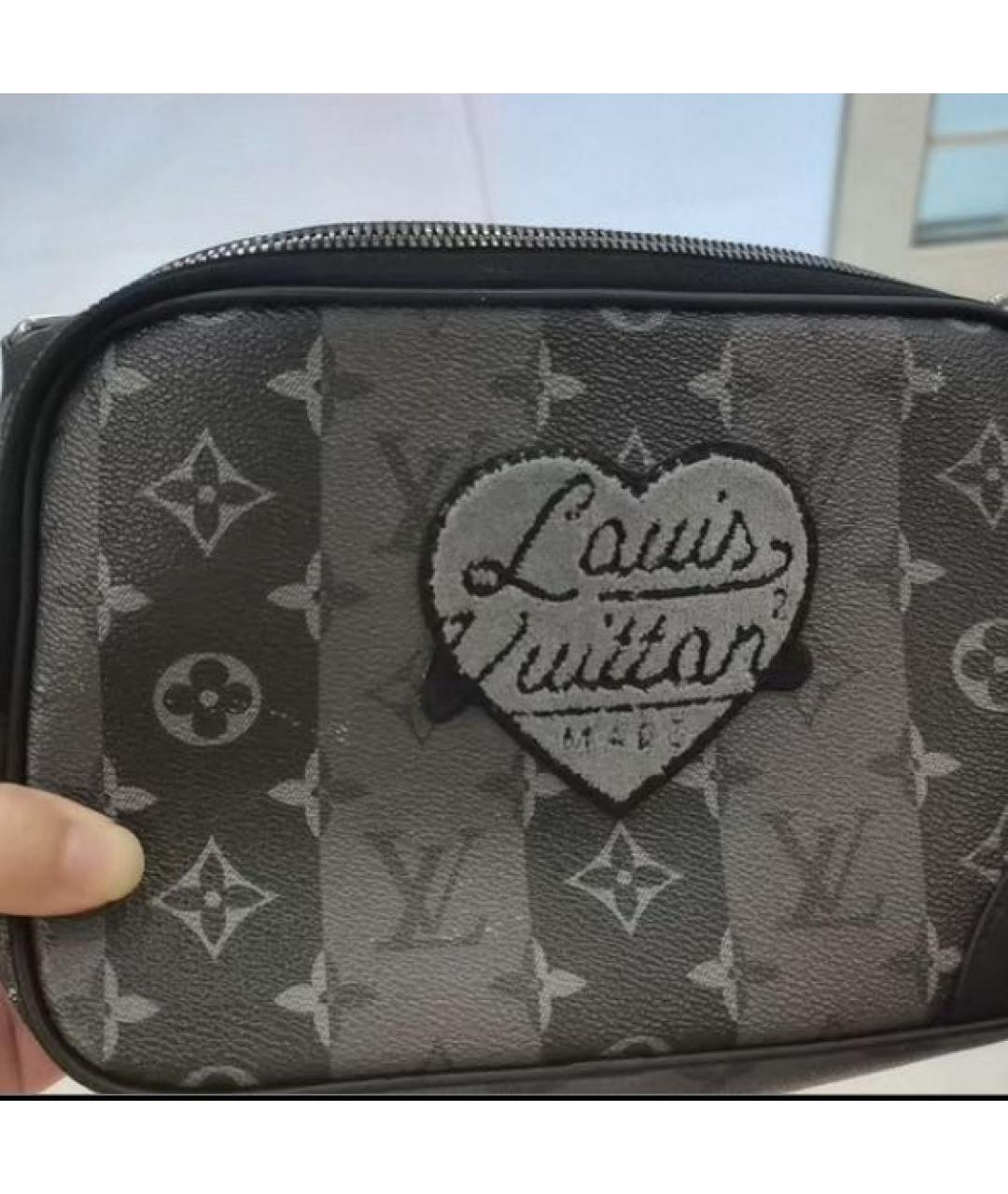 LOUIS VUITTON Черная кожаная поясная сумка, фото 4