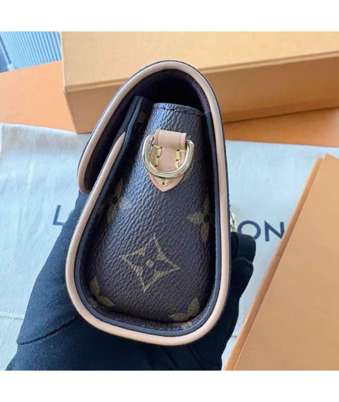 LOUIS VUITTON Коричневая кожаная сумка через плечо, фото 3