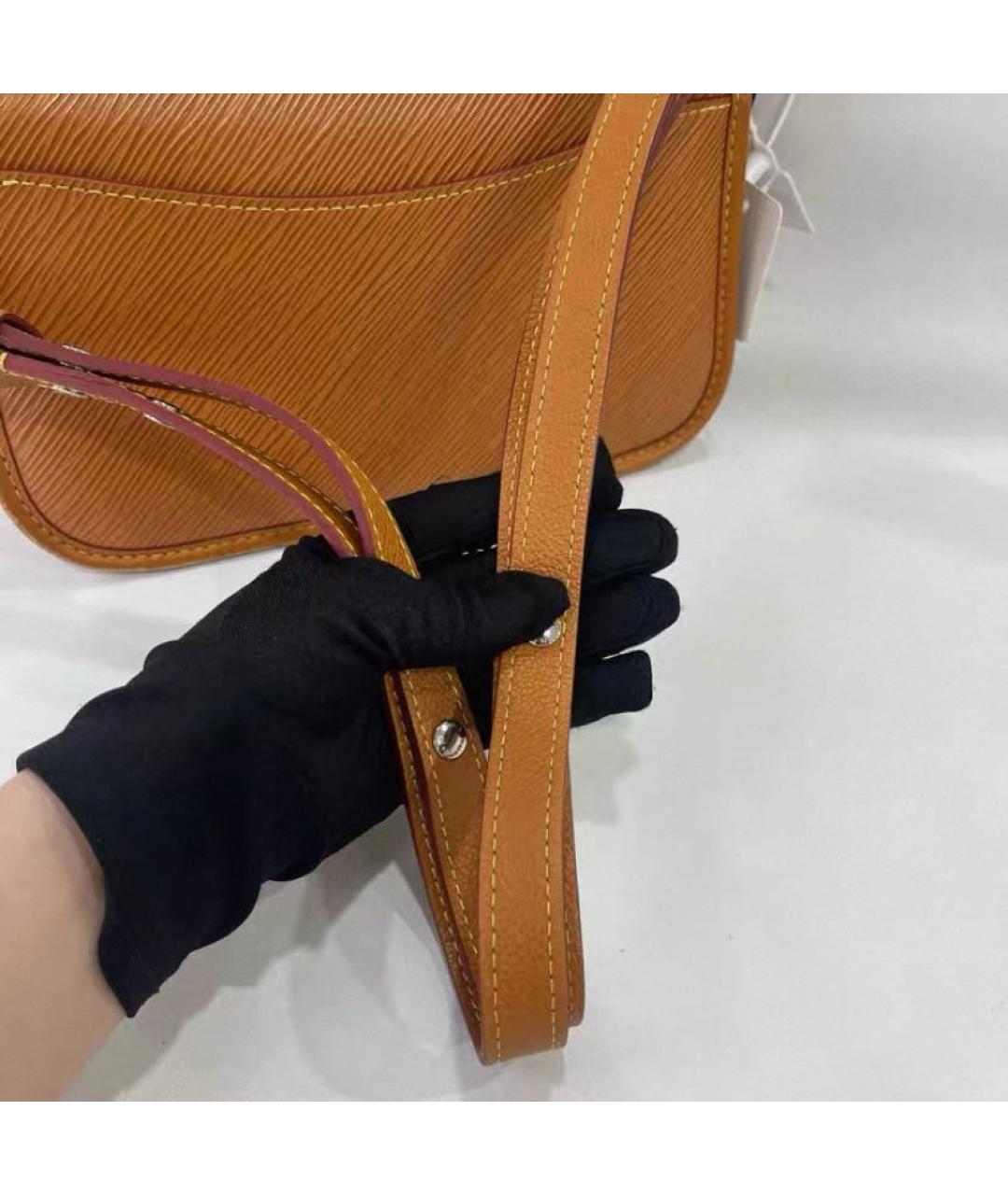 LOUIS VUITTON Кожаная сумка через плечо, фото 3