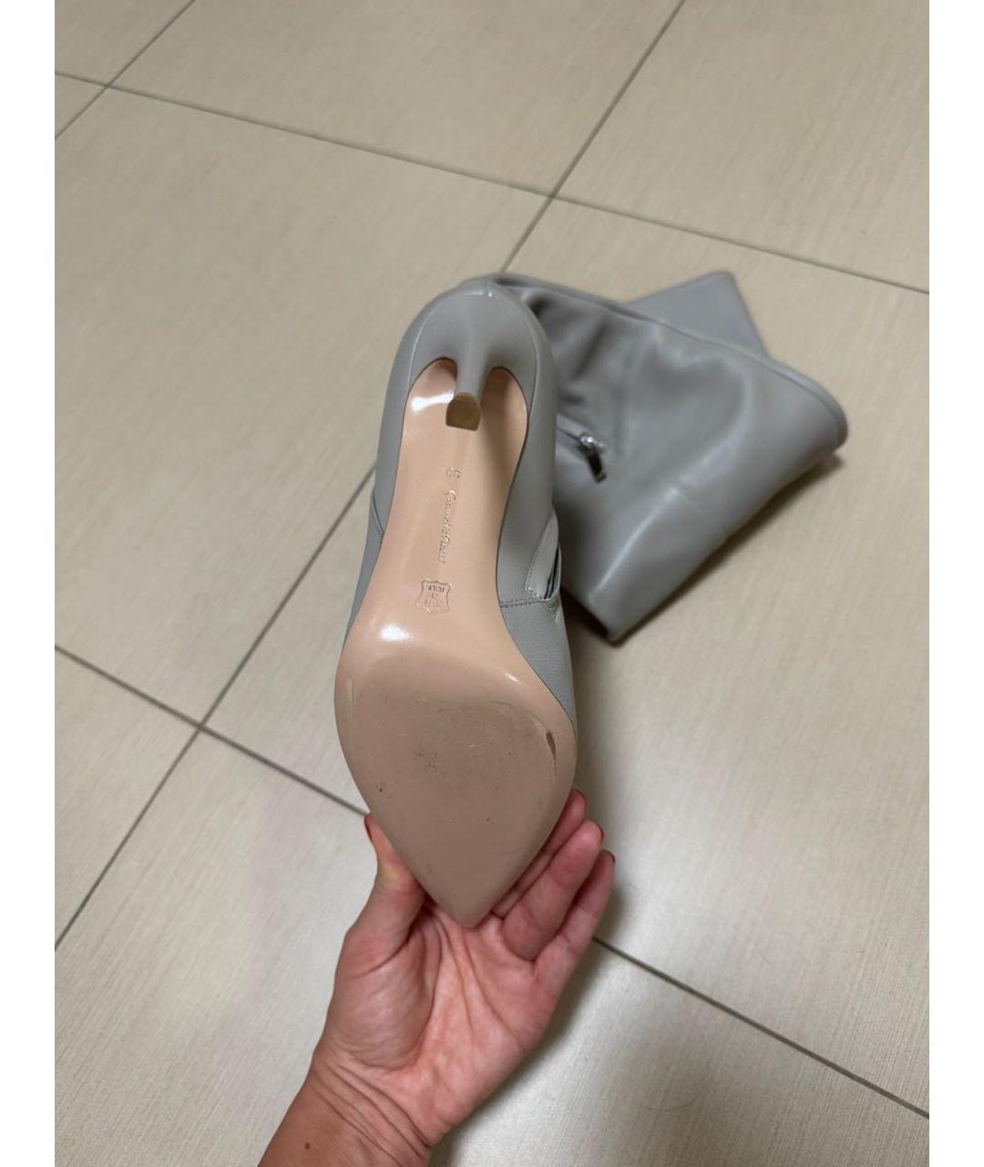 GIANVITO ROSSI Серые кожаные ботфорты, фото 5
