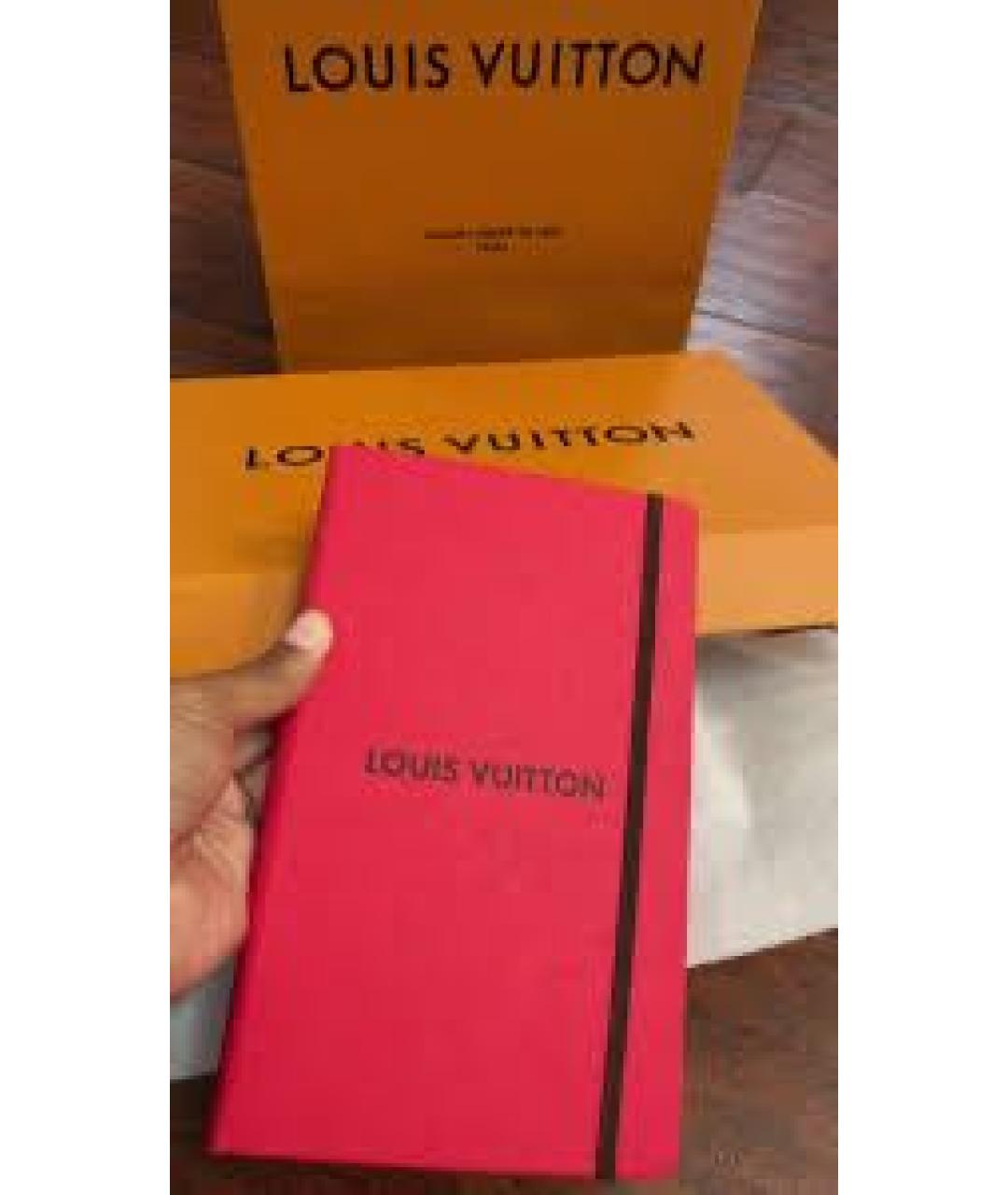 LOUIS VUITTON Книга, фото 4