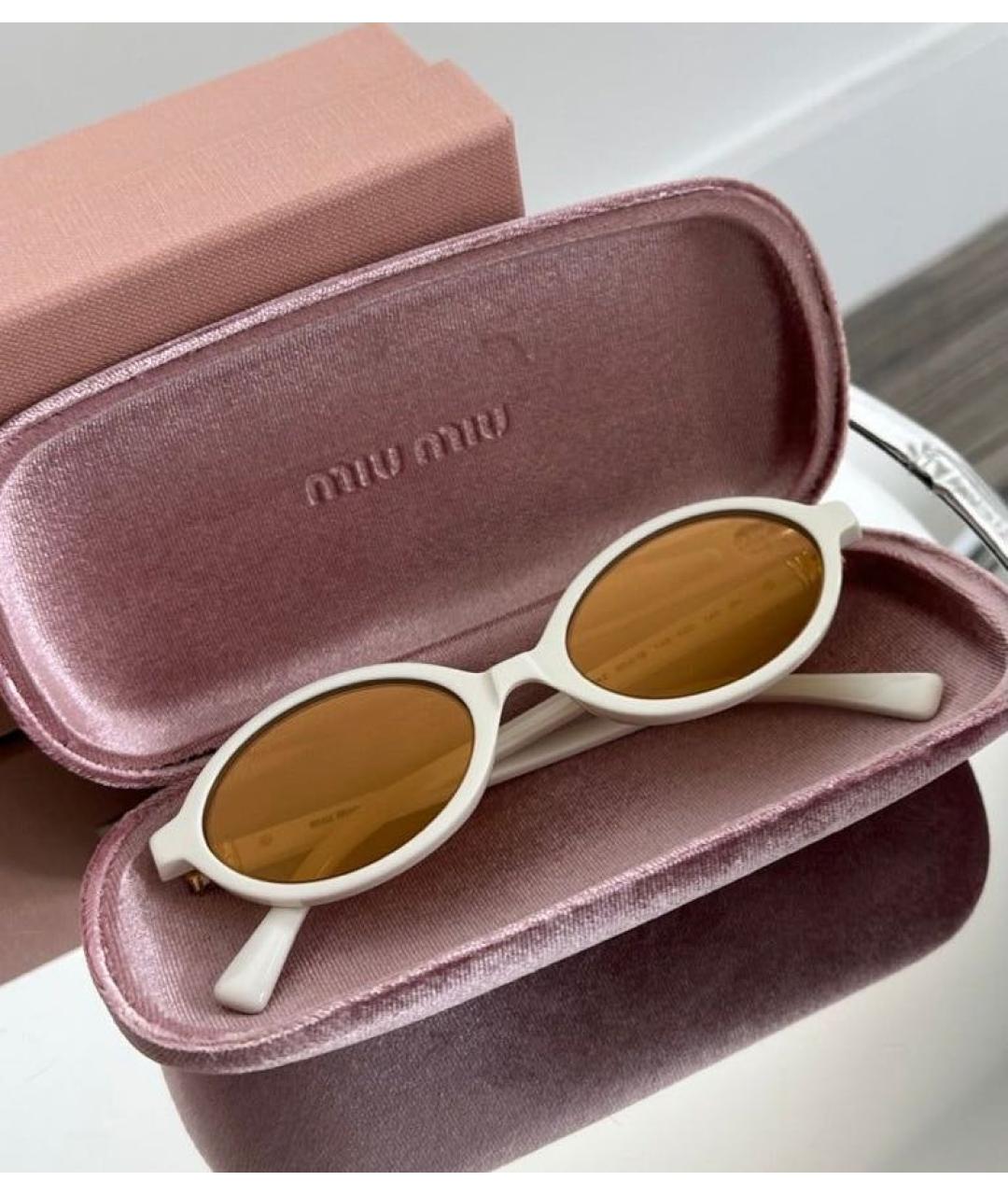 MIU MIU Белые пластиковые солнцезащитные очки, фото 5