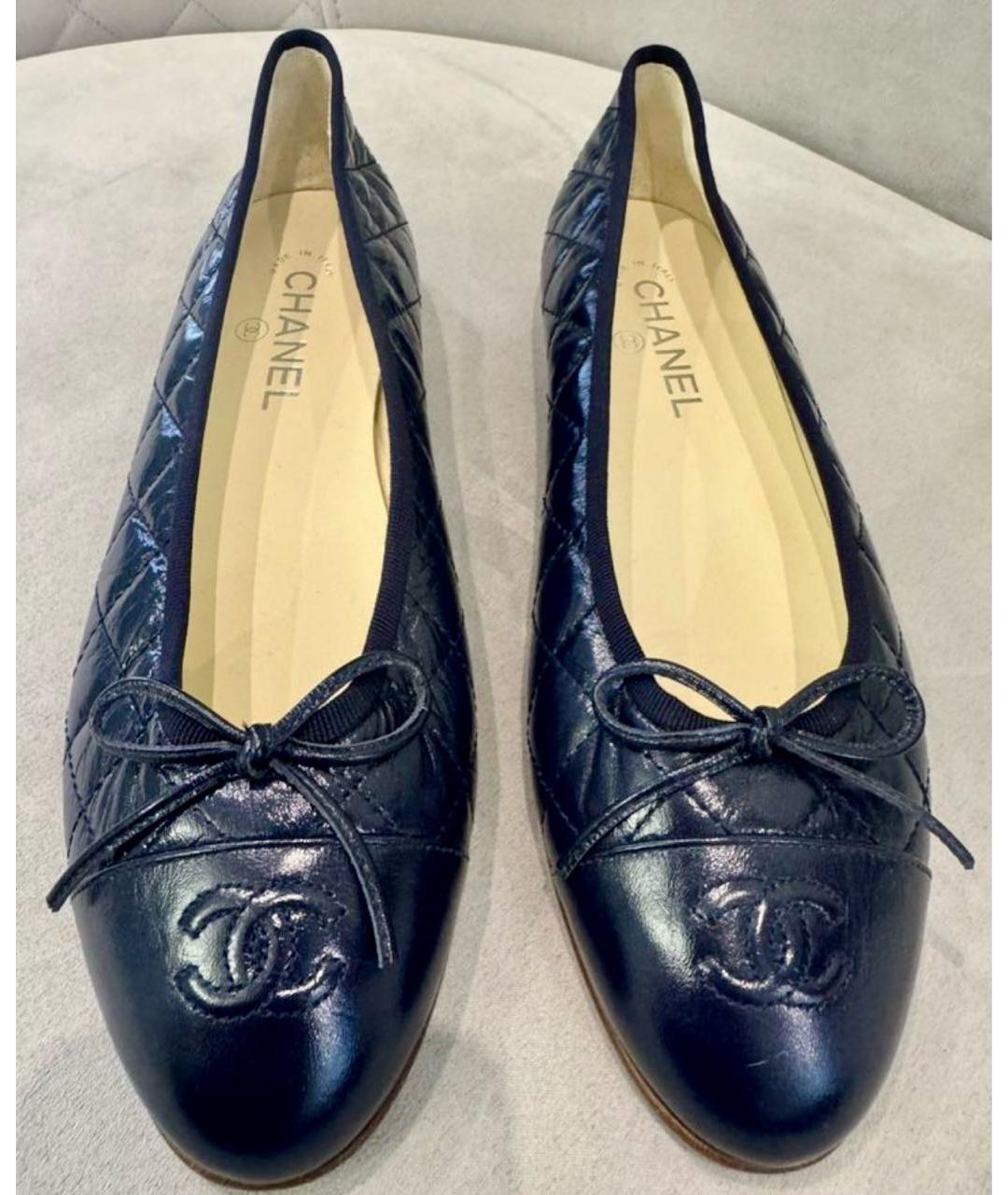 CHANEL Черные кожаные балетки, фото 2