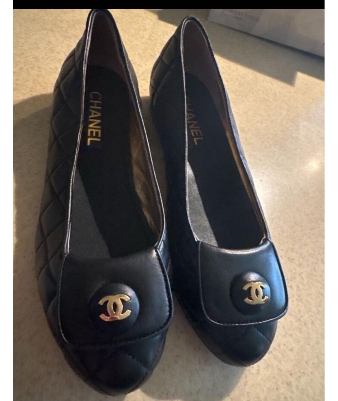 CHANEL Черные кожаные балетки, фото 2