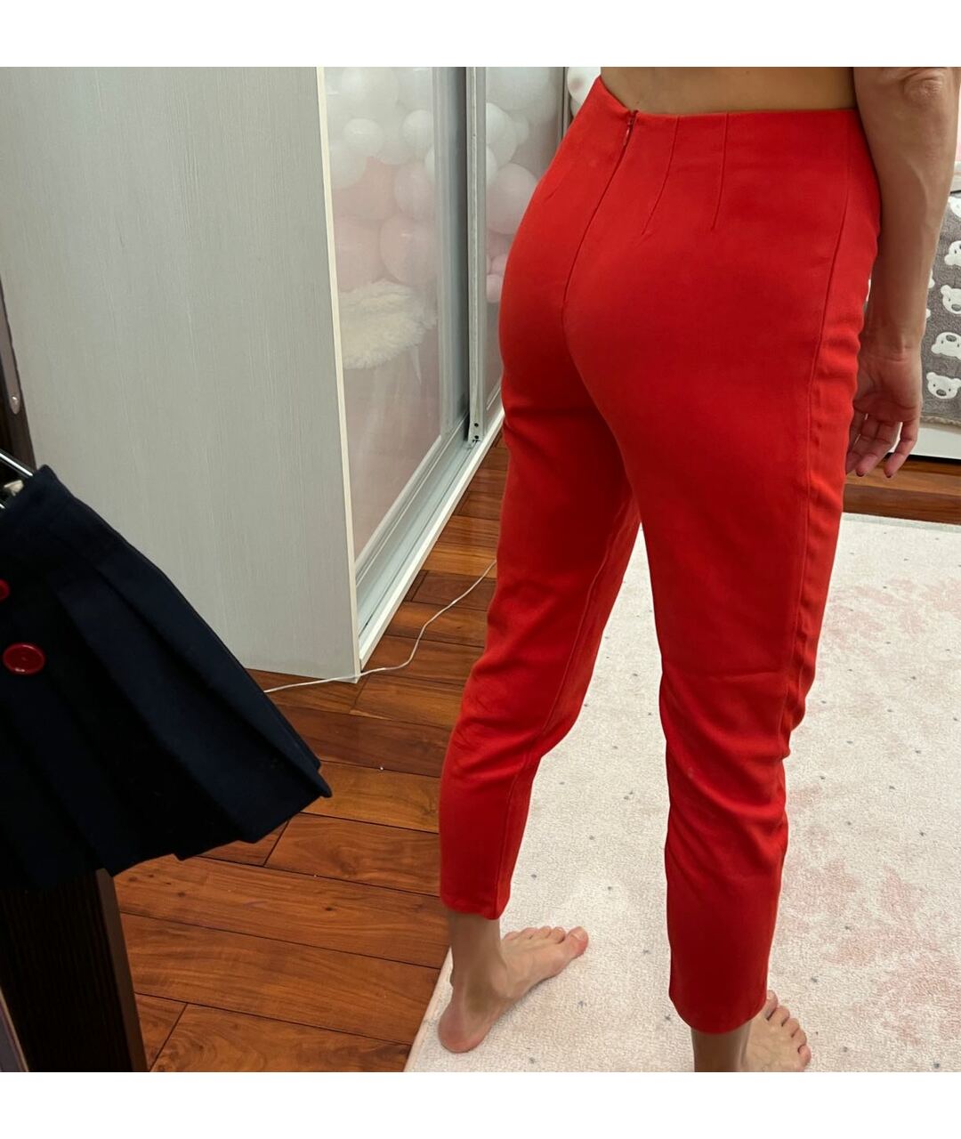 ALEXANDER MCQUEEN Красные хлопко-эластановые брюки узкие, фото 6