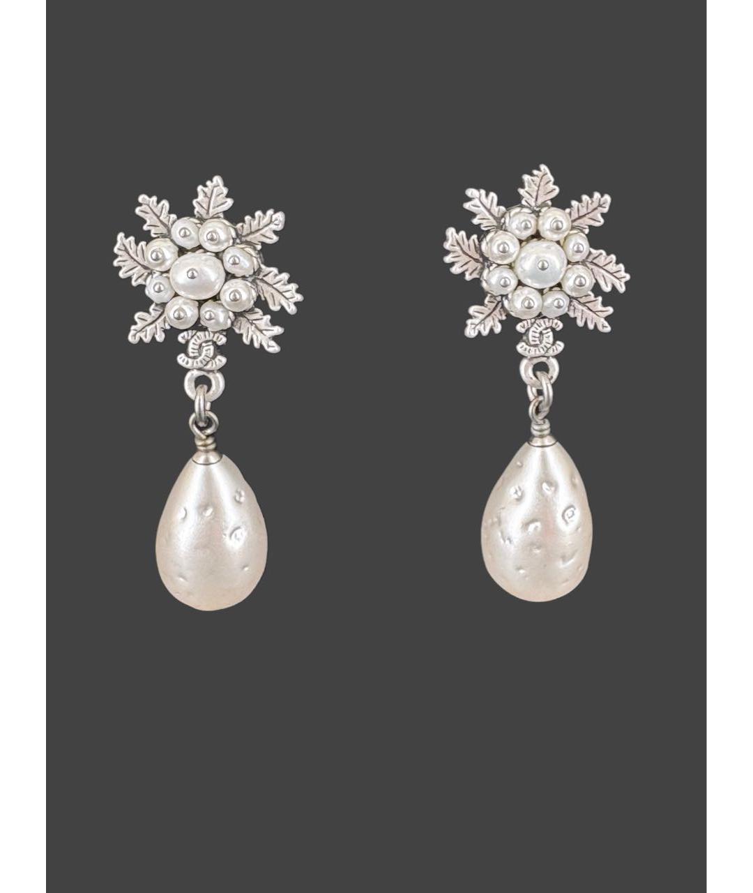 CHANEL Белые серьги, фото 5