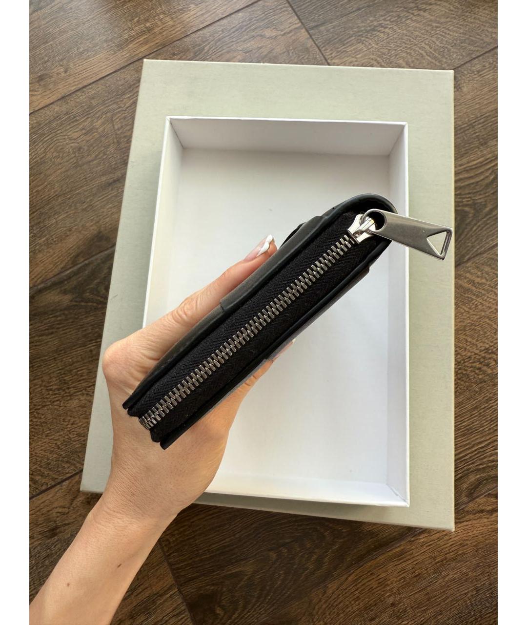 BOTTEGA VENETA Черный кожаный кошелек, фото 6