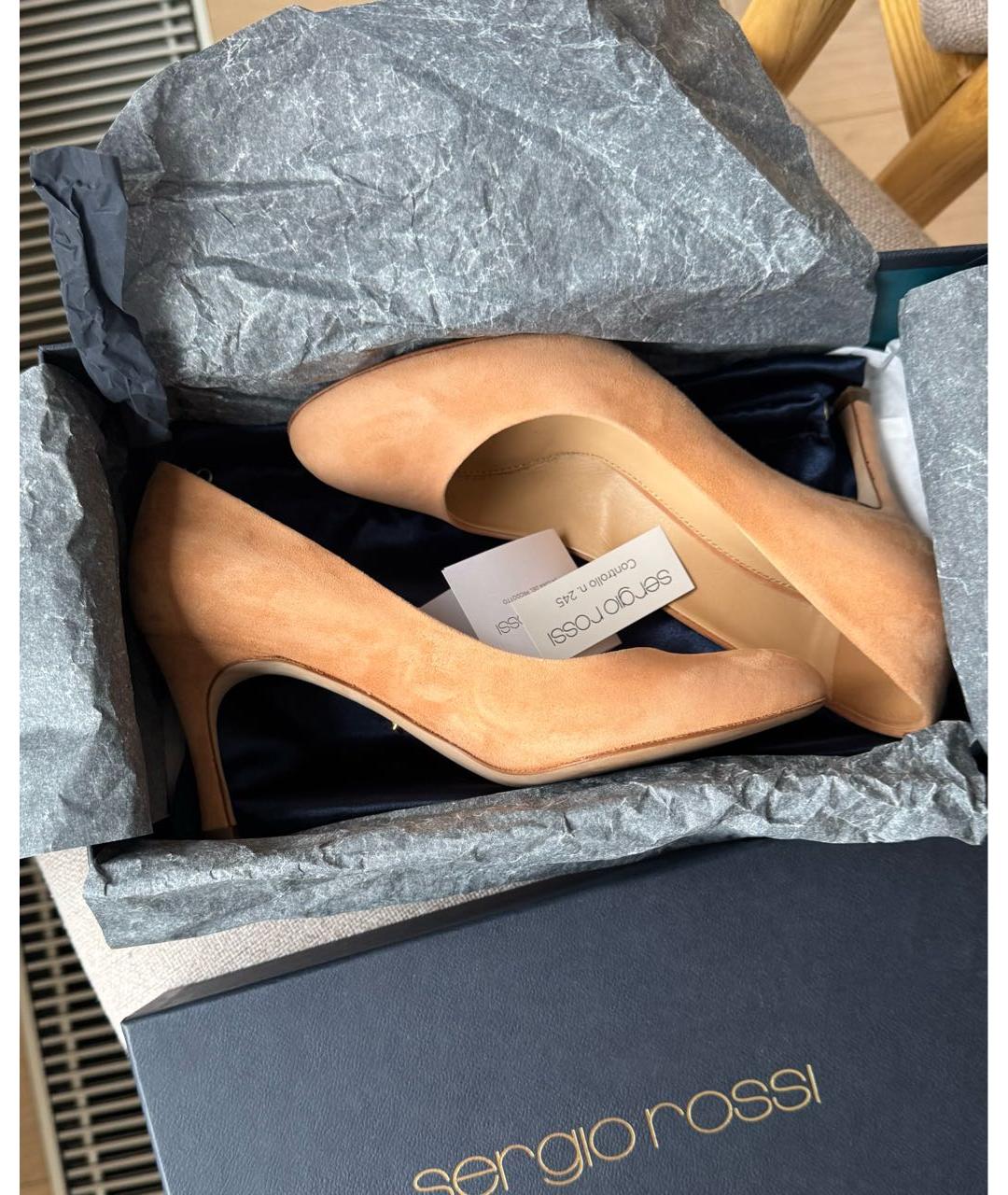 SERGIO ROSSI Бежевые замшевые туфли, фото 5