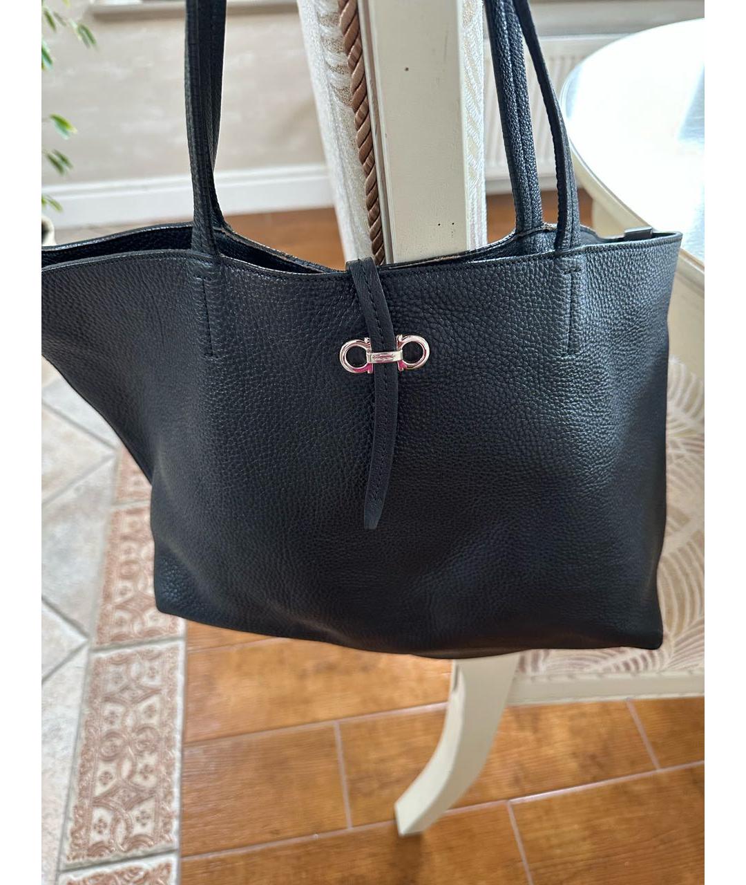 FERRAGAMO Черная кожаная сумка с короткими ручками, фото 7