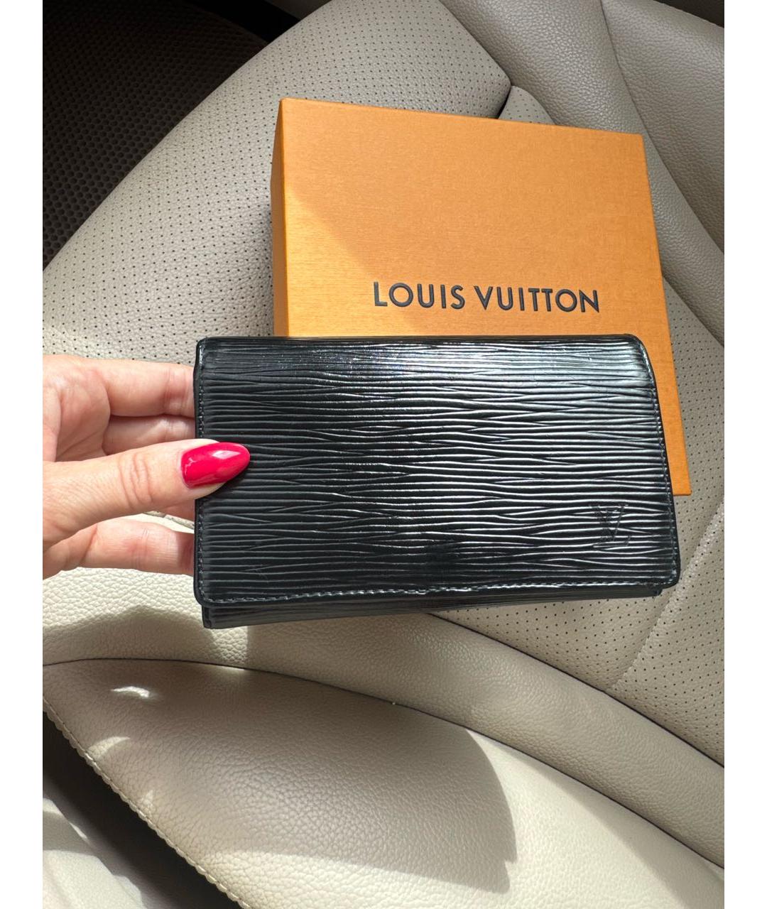 LOUIS VUITTON Черный кожаный кошелек, фото 8