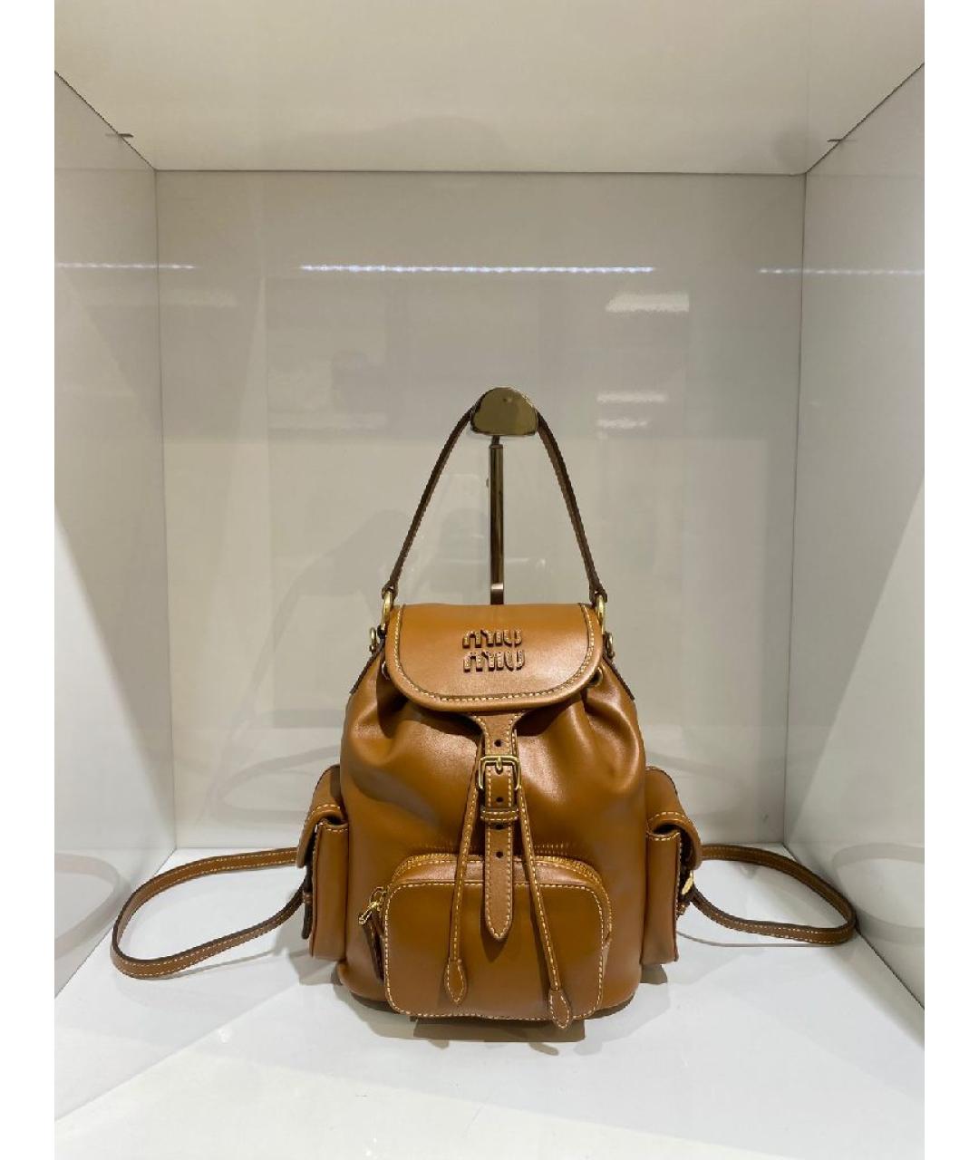 MIU MIU Коричневый кожаный рюкзак, фото 2