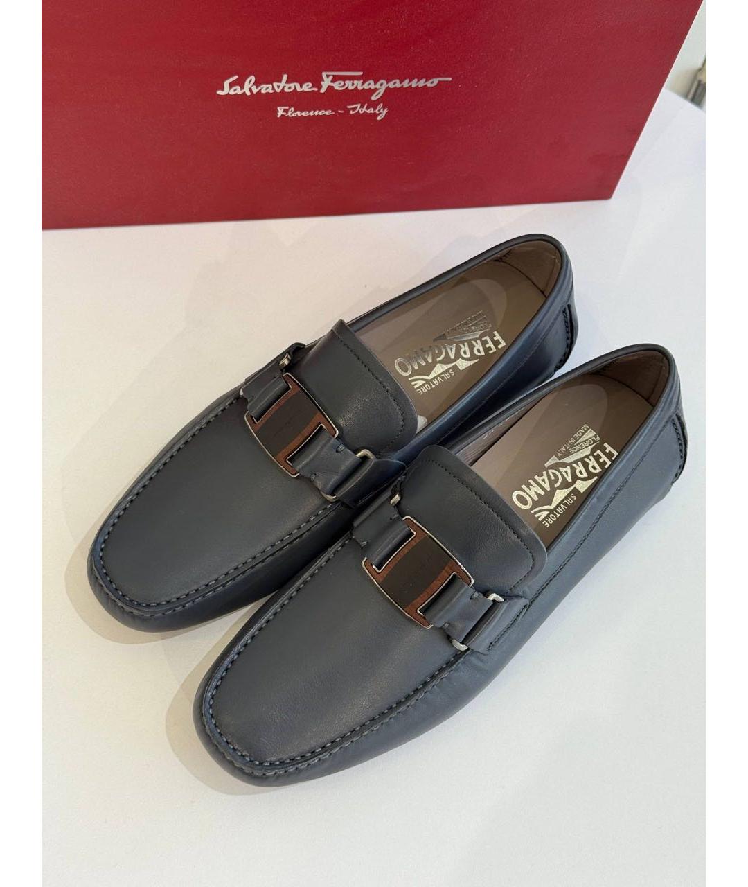 FERRAGAMO Серые кожаные мокасины, фото 2