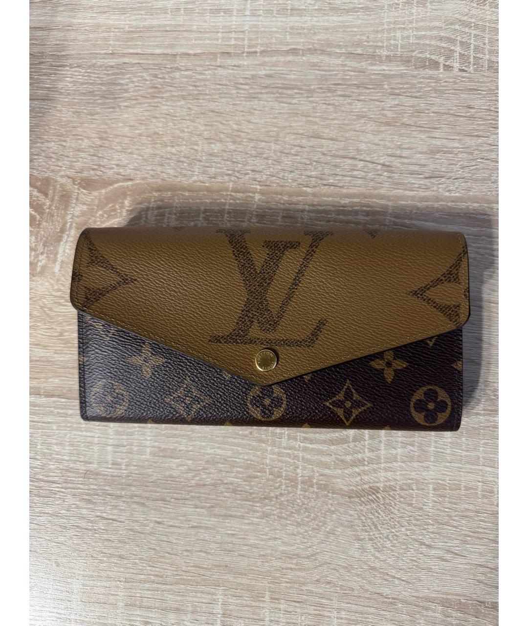LOUIS VUITTON Коричневый кожаный кошелек, фото 8