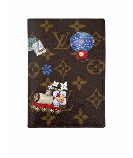 LOUIS VUITTON Обложка/футляр