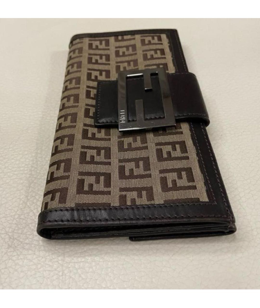 FENDI Коричневый кожаный кошелек, фото 2