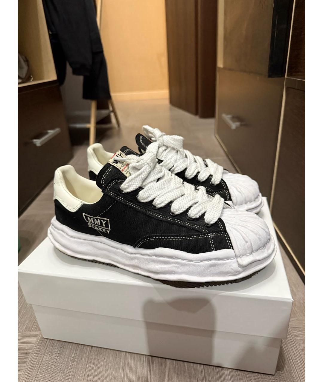 MAISON MIHARA YASUHIRO Черные текстильные низкие кроссовки / кеды, фото 5