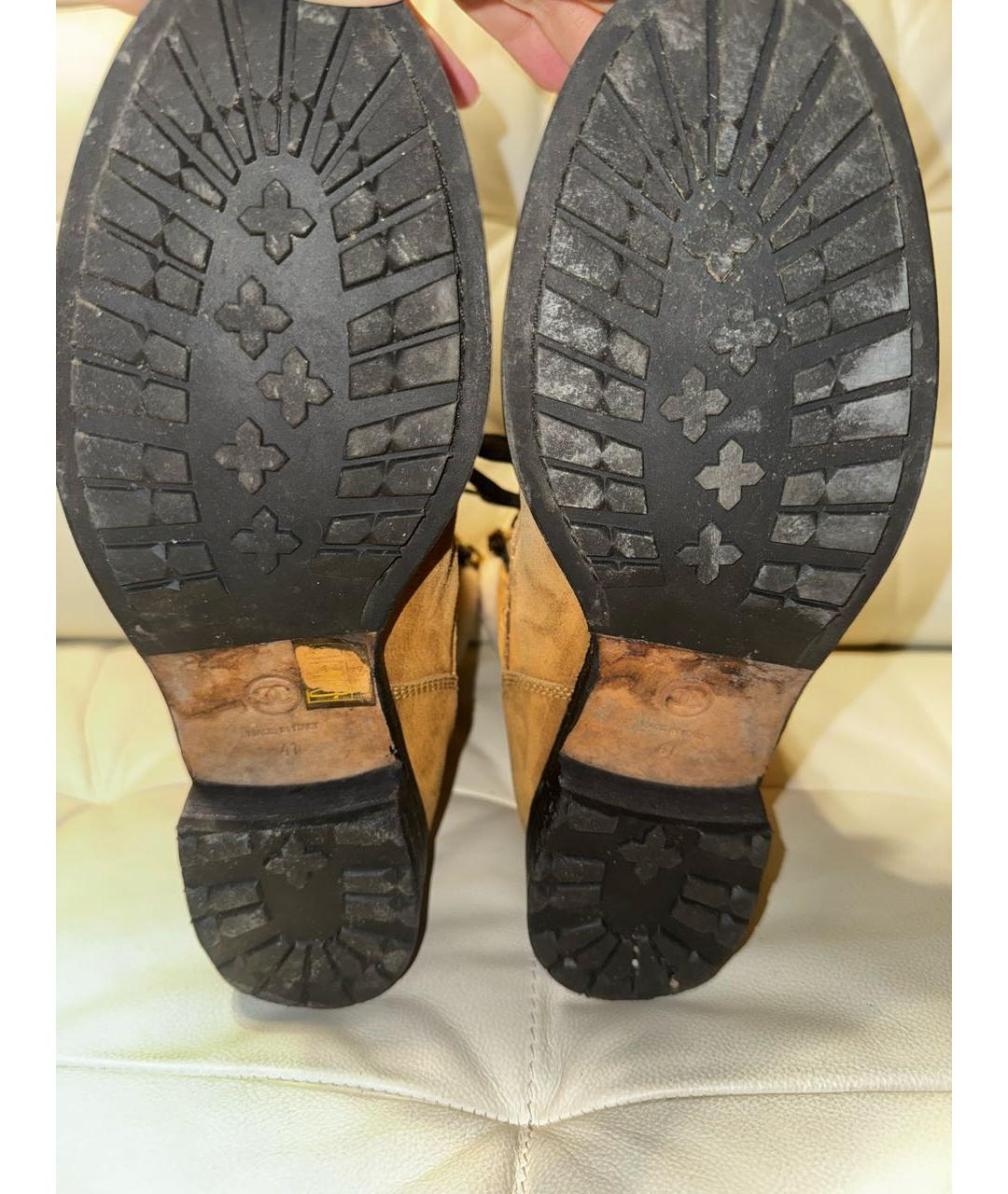 CHANEL Бежевые замшевые сапоги, фото 7