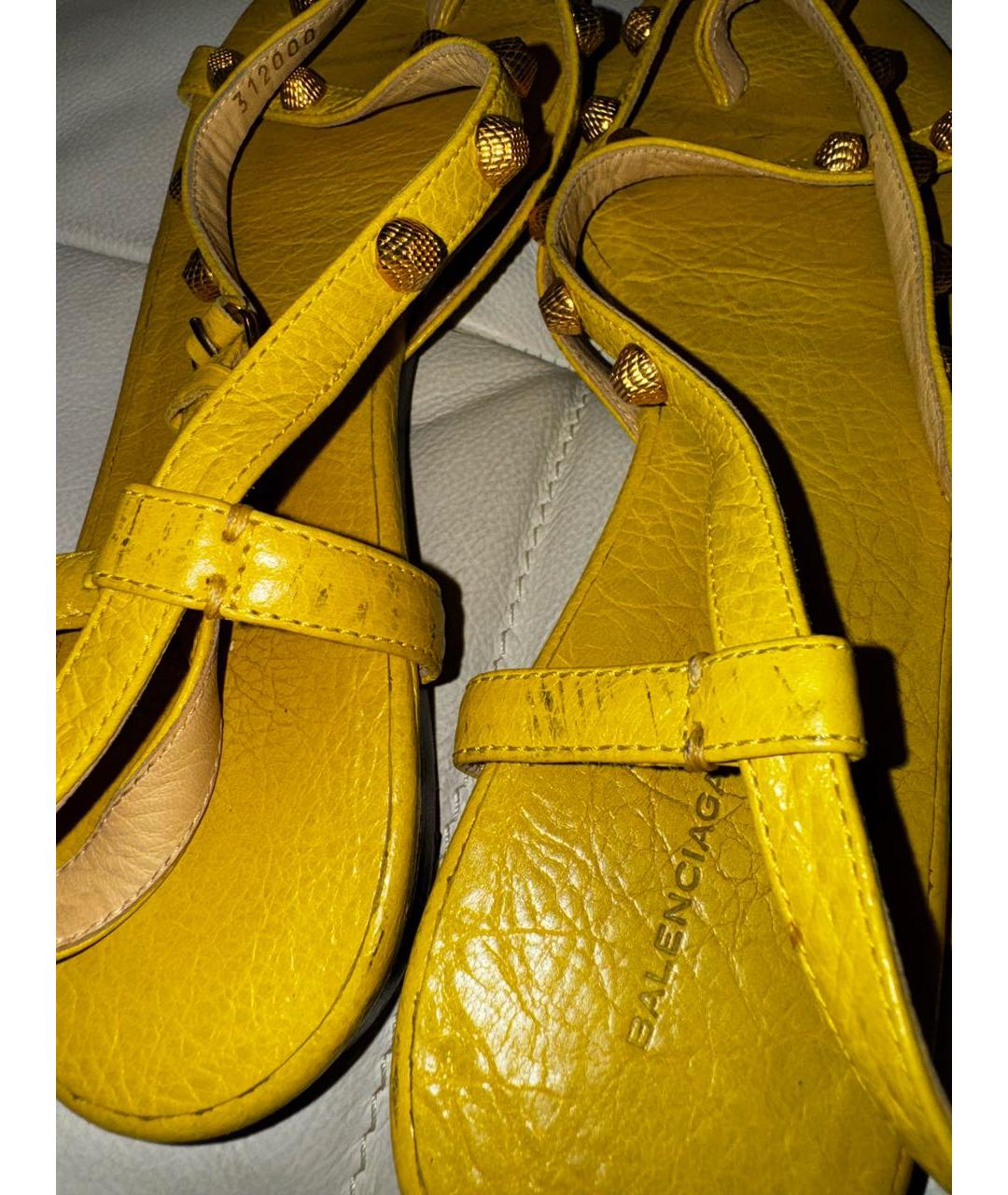 BALENCIAGA Желтые кожаные сандалии, фото 5
