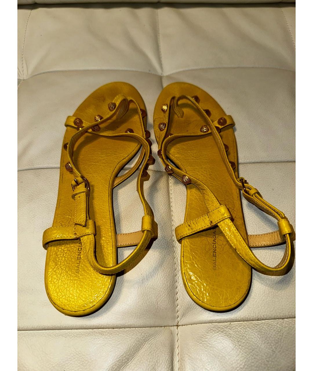 BALENCIAGA Желтые кожаные сандалии, фото 3