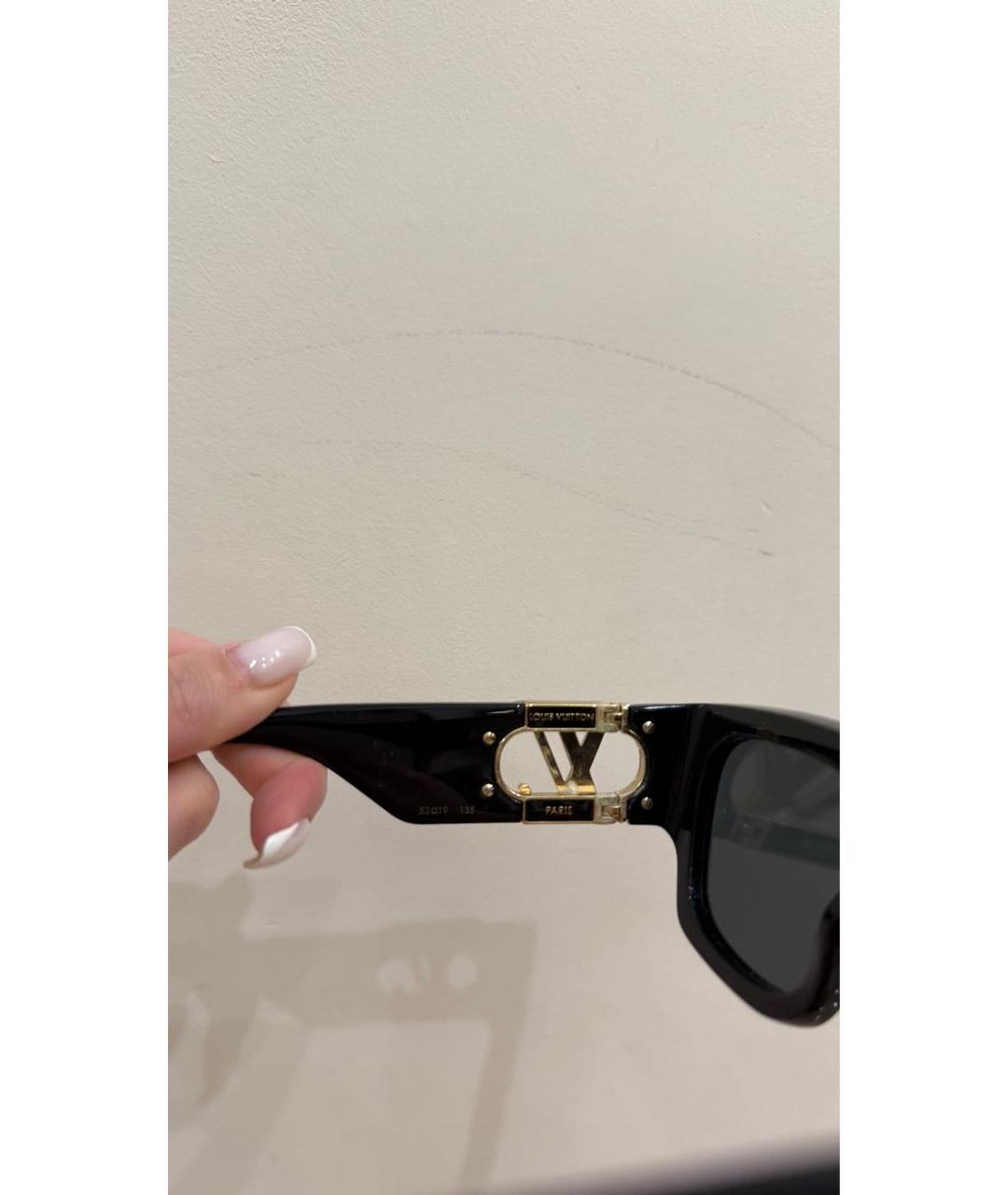 LOUIS VUITTON Черные пластиковые солнцезащитные очки, фото 3