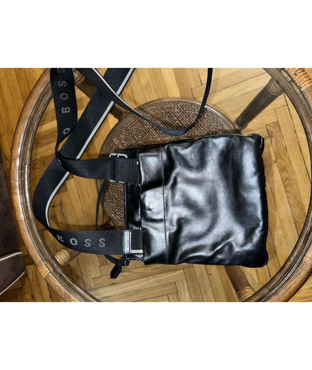 HUGO BOSS Черная кожаная сумка на плечо, фото 2
