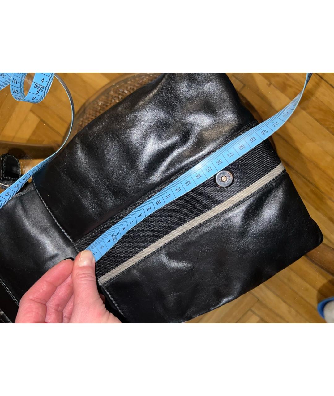 HUGO BOSS Черная кожаная сумка на плечо, фото 5