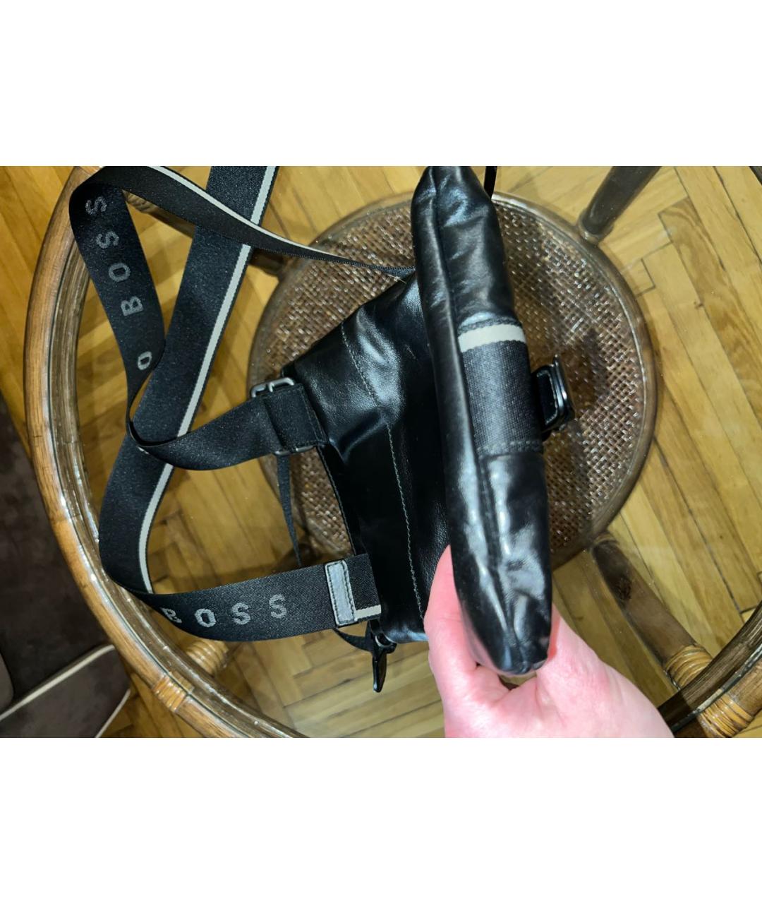 HUGO BOSS Черная кожаная сумка на плечо, фото 7