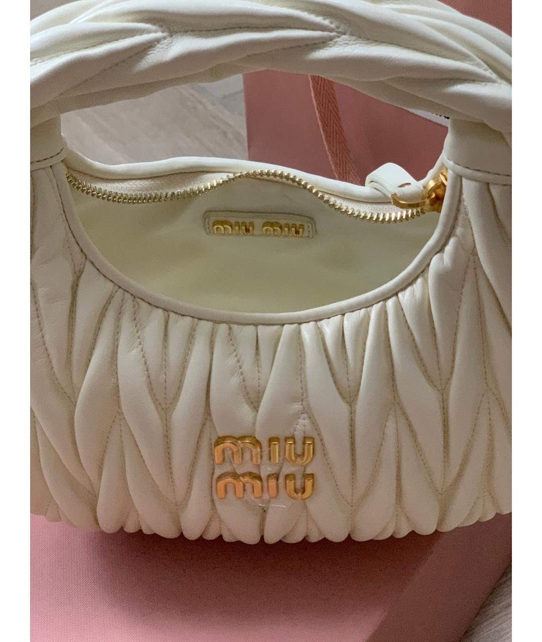 MIU MIU Белая кожаная сумка с короткими ручками, фото 4