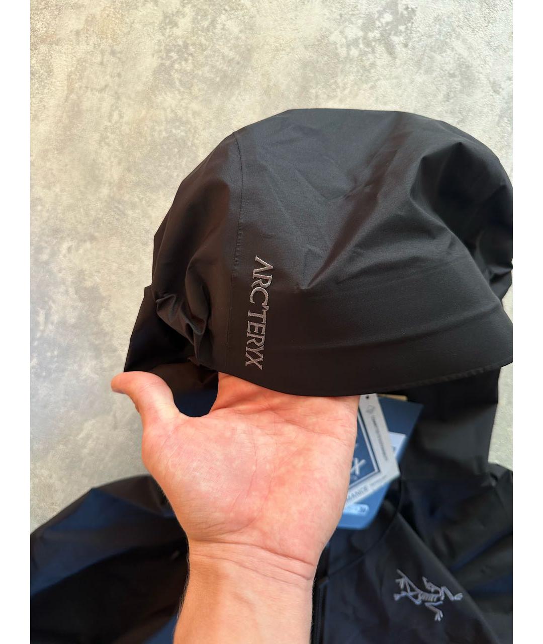 ARCTERYX Черная полиэстеровая куртка, фото 3